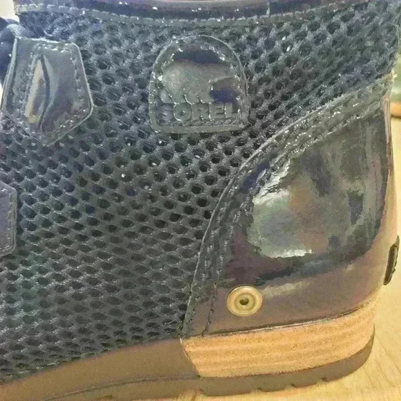 Sorel Major Lace Up Mesh Patent Leather Boots Women's 8.5 - Picture 3 of 5